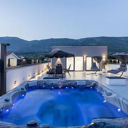 Luxury Katarina Kastela