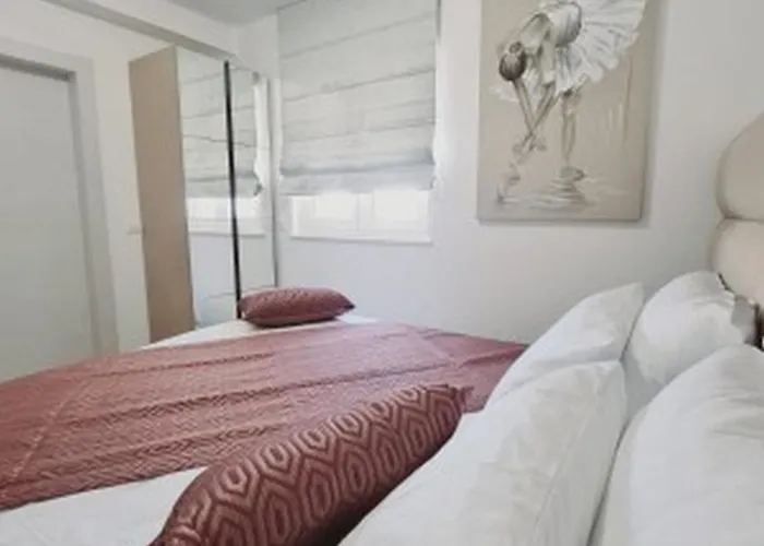 Luxury Katarina Lejlighed